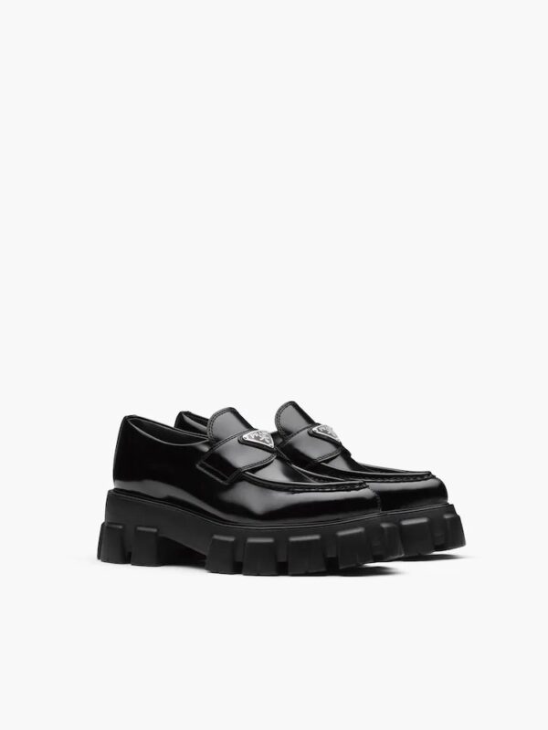 MONOLITH POINTED BRUSHED LEATHER LOAFERS