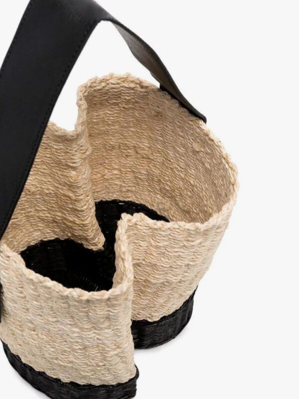 RAFFIA BUCKET BAG
