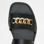 SANDALS IN LEATHER