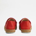 SLIP-ONS IN LEATHER