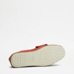 SLIP-ONS IN LEATHER