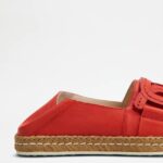 SLIP-ONS IN LEATHER
