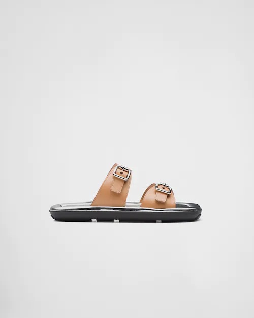 LEATHER SANDALS