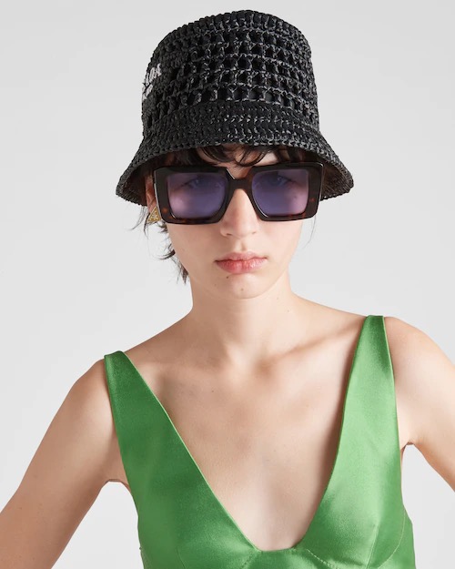 RAFFIA BUCKET HAT