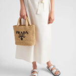 LEATHER SANDALS