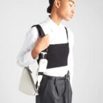 TRIANGLE LEATHER SHOULDER BAG
