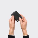 SAFFIANO CARD HOLDER WITH CLIP