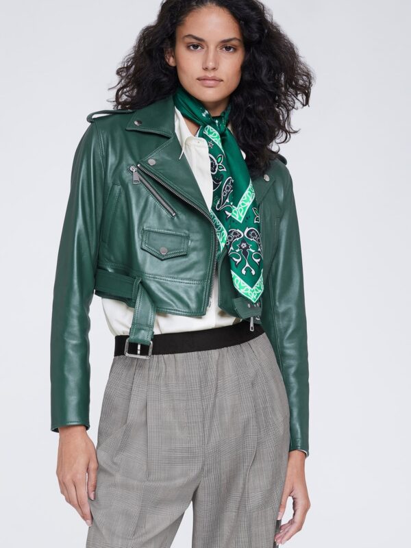 SLEEK STATEMENT JACKET
