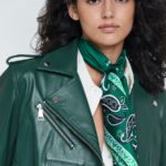 SLEEK STATEMENT JACKET