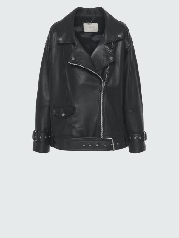 SLEEK STATEMENT JACKET