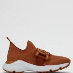 SLIP ON SNEAKERS