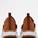 SLIP ON SNEAKERS