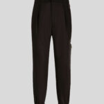 TROUSERS WITH ONE TUCK
