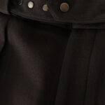 TROUSERS WITH ONE TUCK