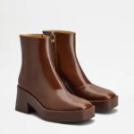 PLATFORM ANKLE BOOTS IN LEATHER - BROWN