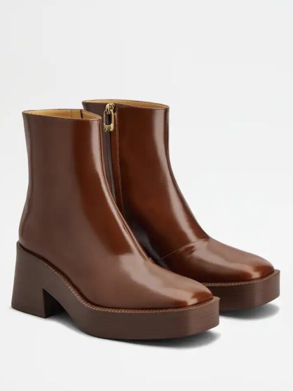 PLATFORM ANKLE BOOTS IN LEATHER - BROWN