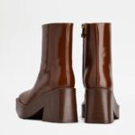 PLATFORM ANKLE BOOTS IN LEATHER - BROWN