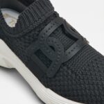 SLIP ON SNEAKERS