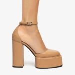 PLATFORM HEEL