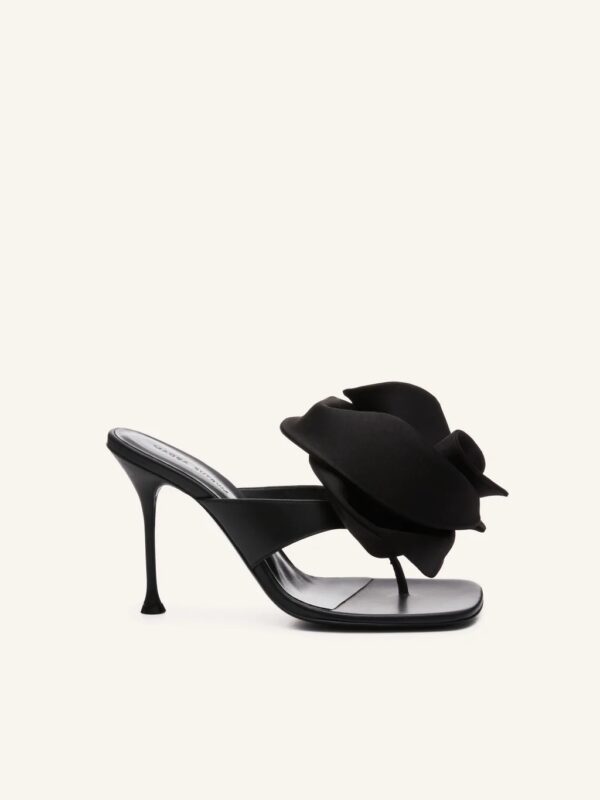 3D FLOWER HEEL