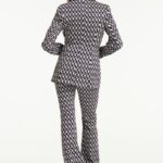 GRAPHIC STATEMENT JACKET