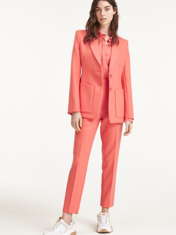 MODERN FLOW BLOUSE