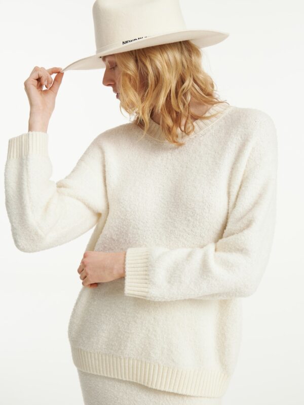 STRUCTURED SENSATION PULLOVER