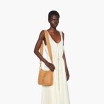 LEATHER SHOULDER BAG