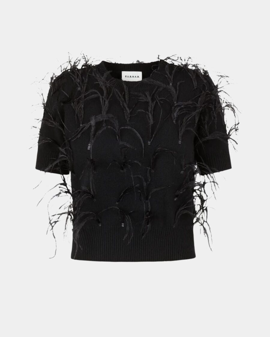 KNITWEAR WITH FEATHERS