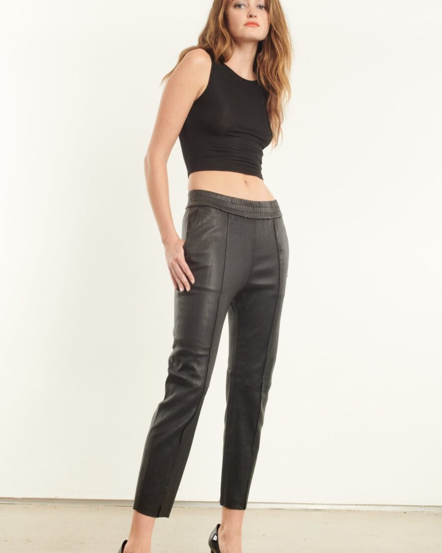 BLACK LEATHER SLIM FIT JOGGER