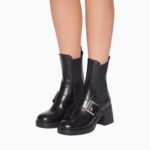 LEATHER BOOTIES WITH A BUCKLE