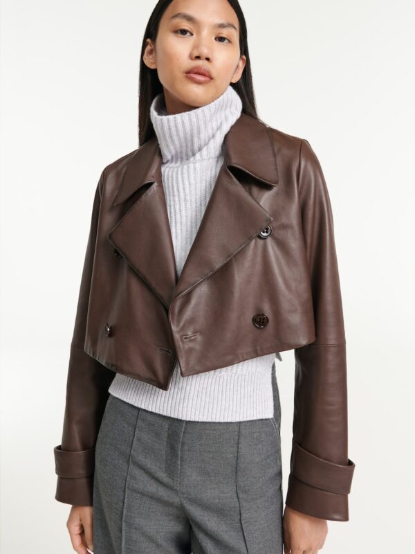 SLEEK STATEMENT JACKET