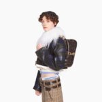 RUNWAY SHOULDER BAG WITH SNAP HOOK