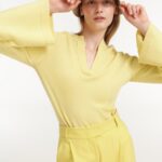 SMOOTH SILHOUETTES PULLOVER