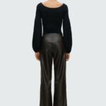 SLEEK RIBS PULLOVER