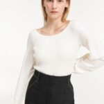SLEEK RIBS PULLOVER