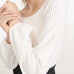 SLEEK RIBS PULLOVER