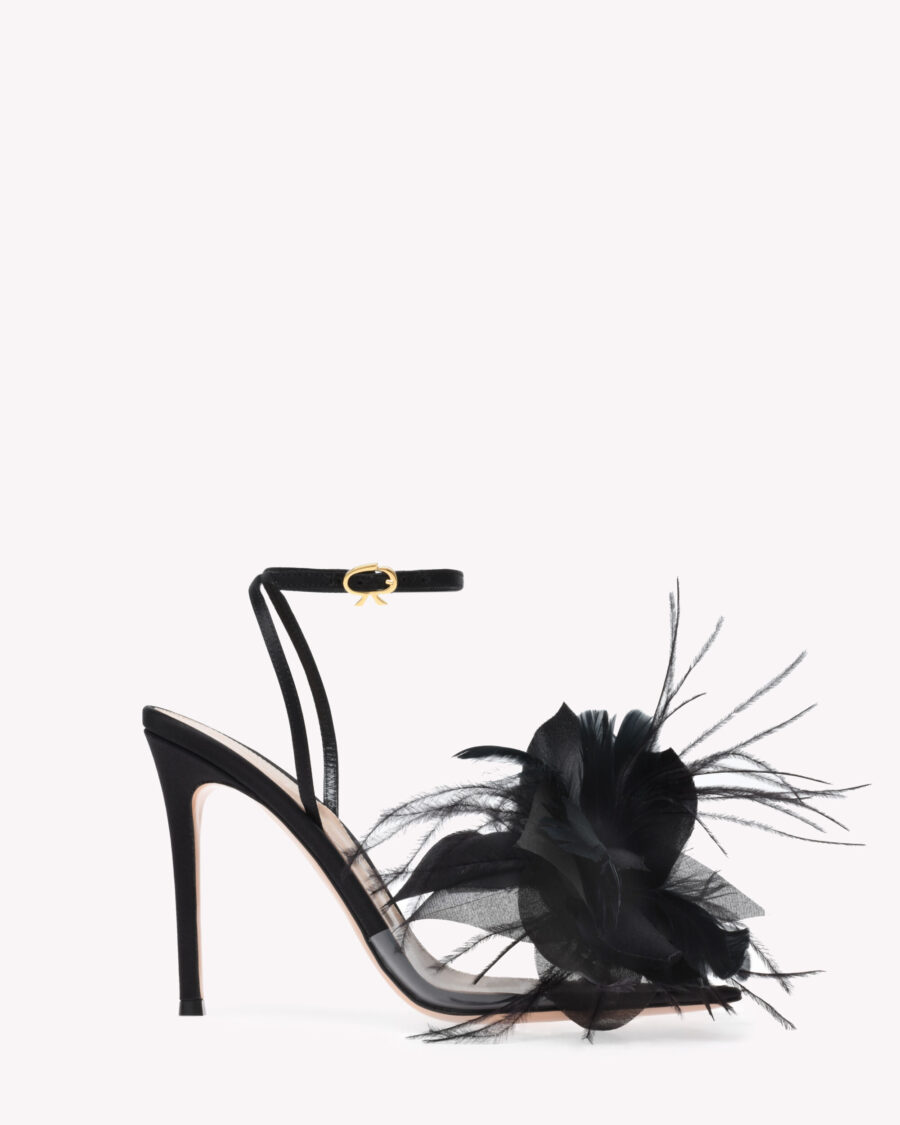 YNEZ SANDAL