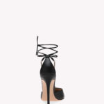 BRILLIANT HEEL