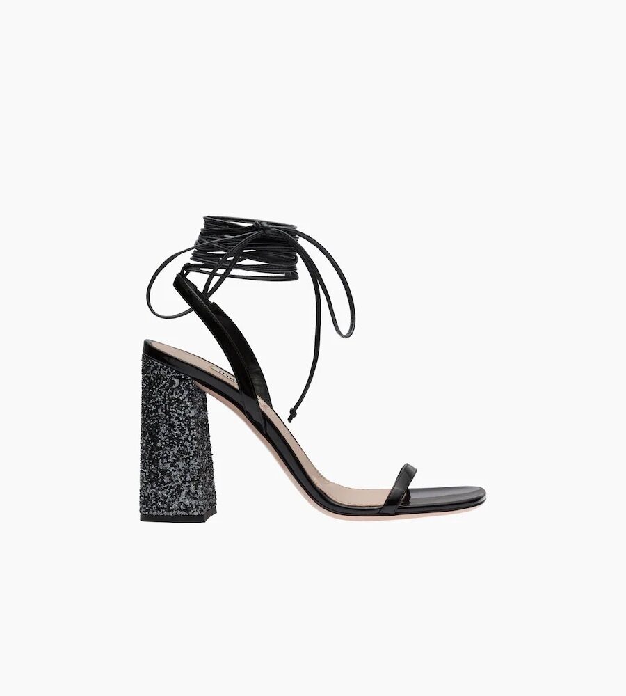 PATENT LEATHER AND GLITTER HEELED SANDAL