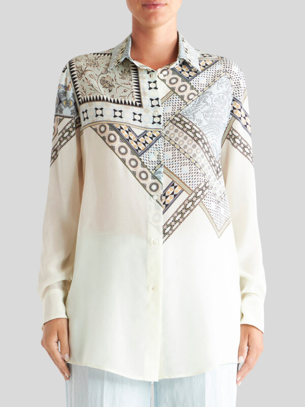 SHIRT WITH PLACED POUCH PRINT