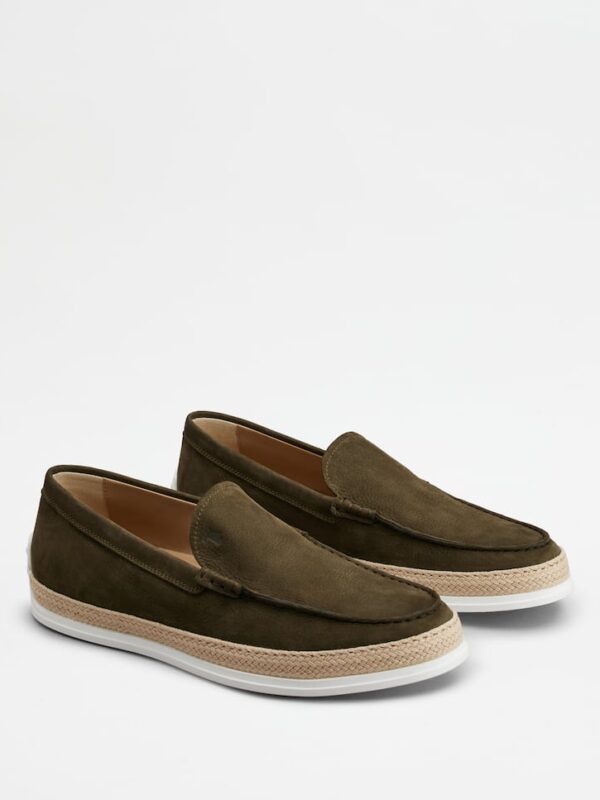 Slip-Ons in Nubuck