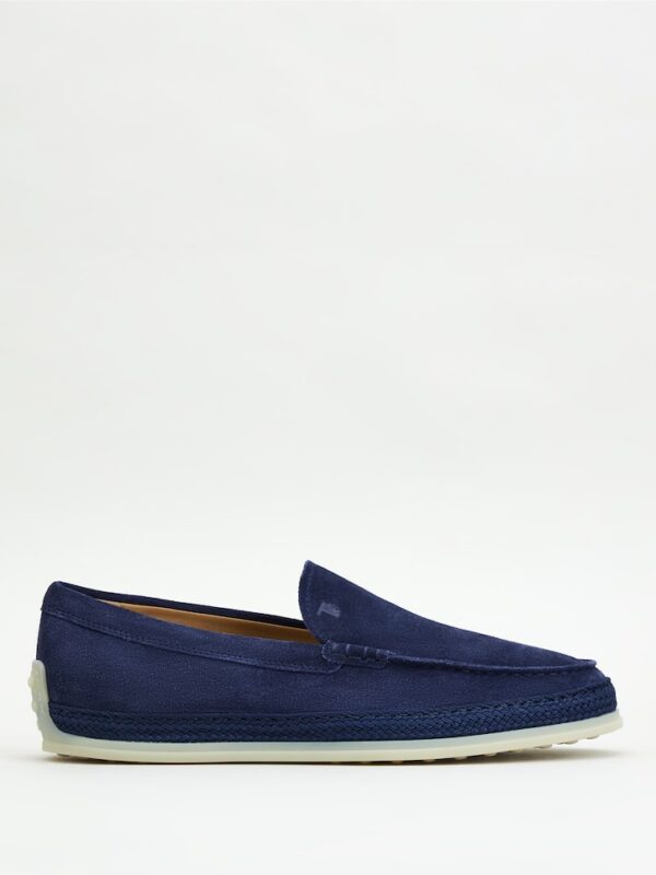 Slip-Ons in Suede