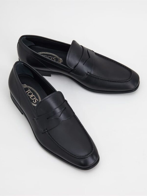 LEATHER LOAFERS