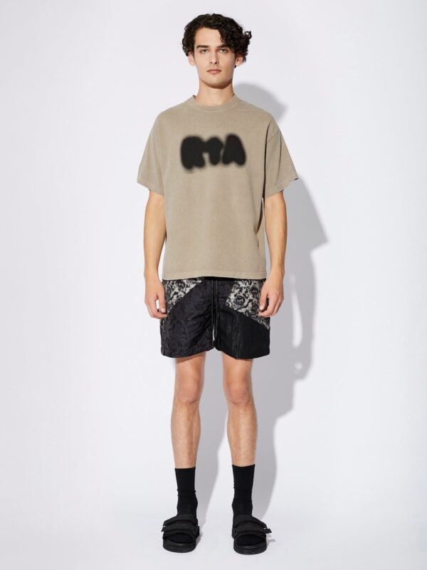 COLIN TEE | TAN FUZZY LOGO