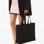KNITTED TOTE BAG