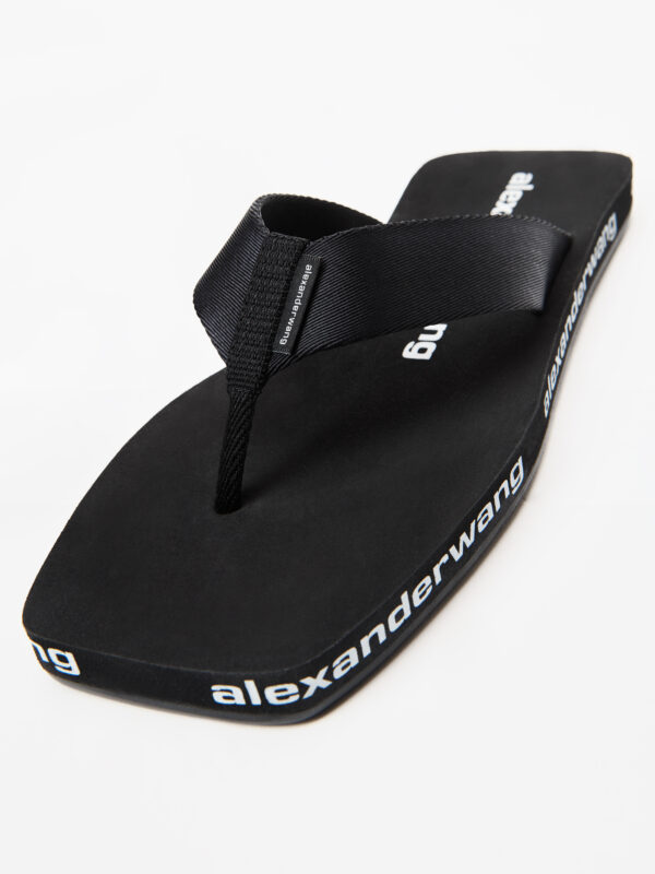 SQUARED TOE FLIP FLOP