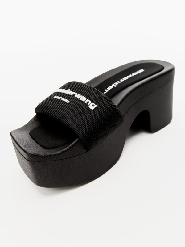 CHUNCKY PLATFORM SLIDES