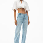 MID RISE STRAIGHT LEG JEANS