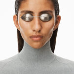 REFLECTIVE CROPPED PULLOVER